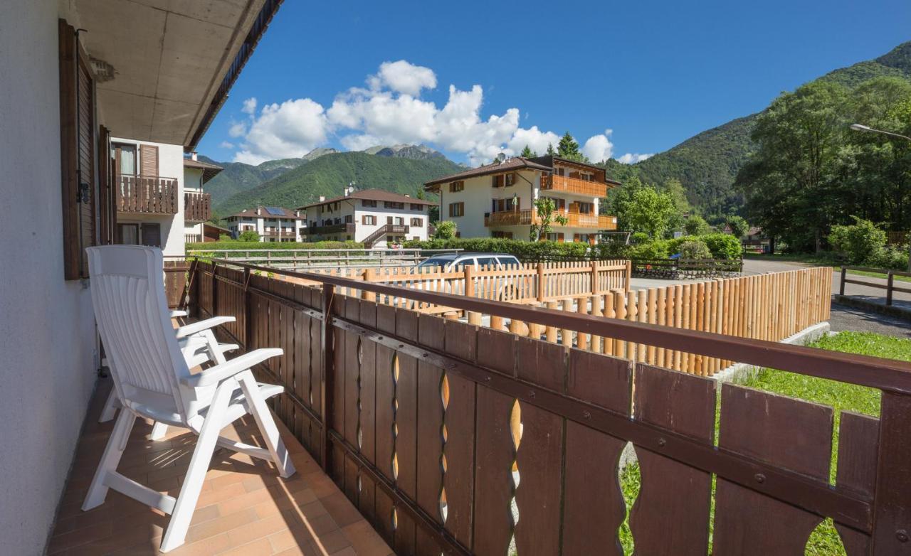 Ferienwohnung Casa Lori Pieve Di Ledro Exterior foto