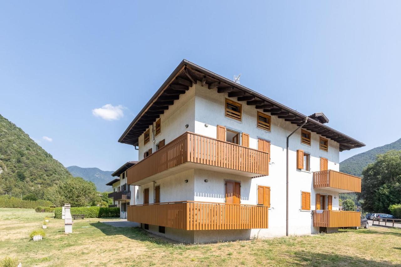 Ferienwohnung Casa Lori Pieve Di Ledro Exterior foto