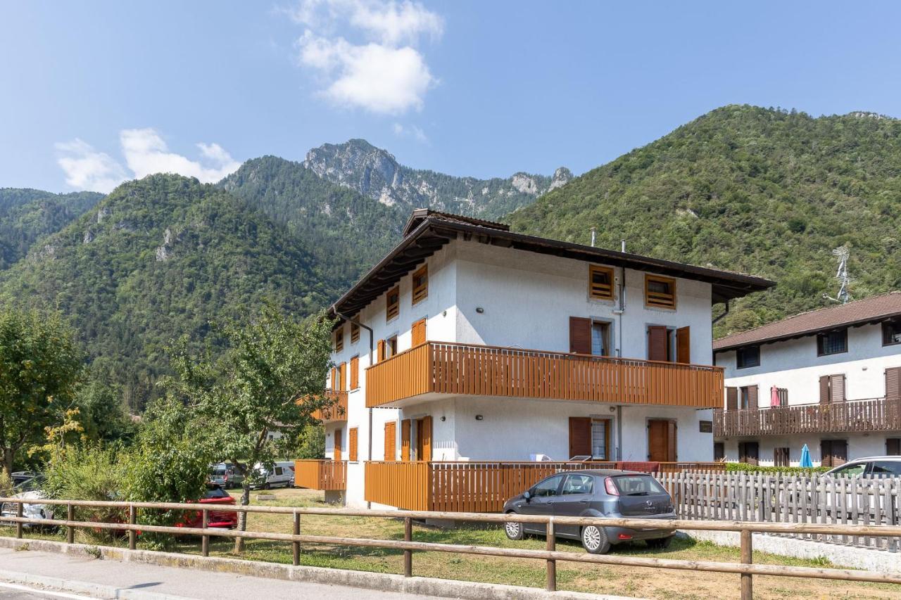 Ferienwohnung Casa Lori Pieve Di Ledro Exterior foto
